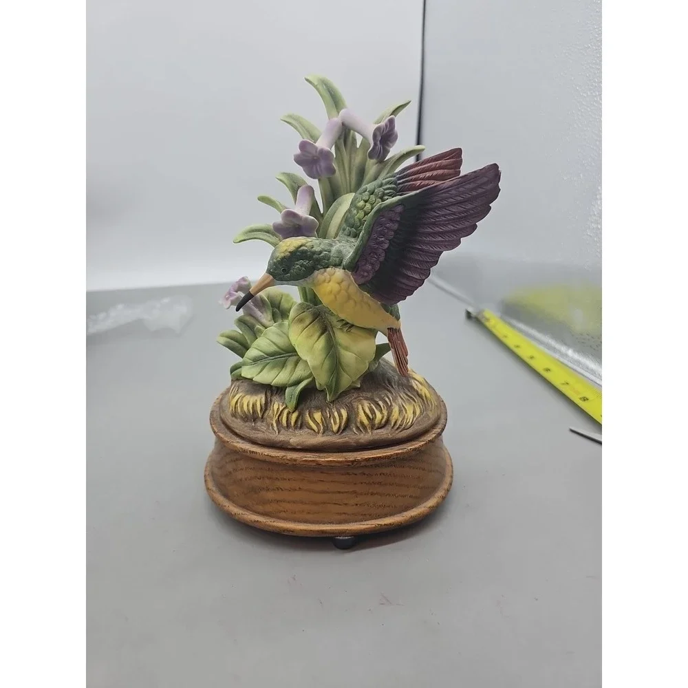 Willitts Hummingbird Music Box Works Good Beautiful